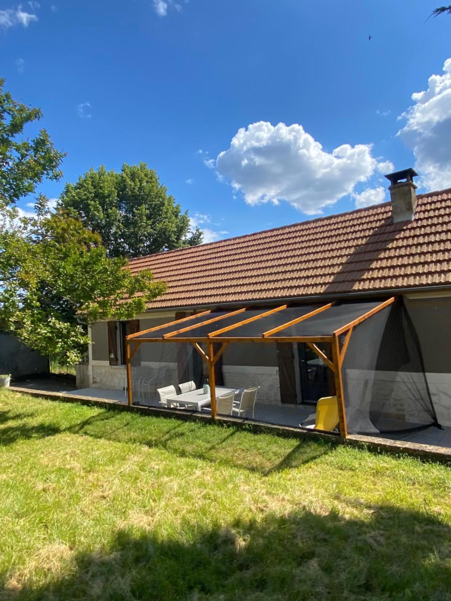 Au Lilas Rose Maison Entre Campagne Et Village Holiday home